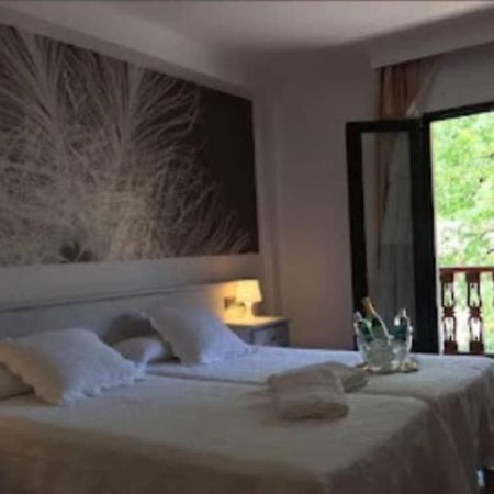 Hotel Pisuerga Proaza Ngoại thất bức ảnh