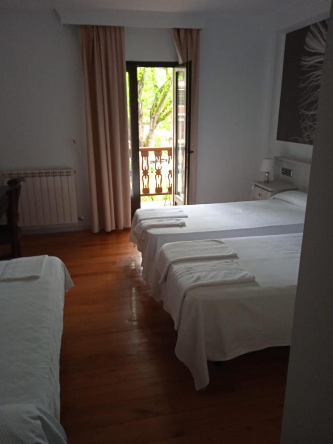 Hotel Pisuerga Proaza Ngoại thất bức ảnh